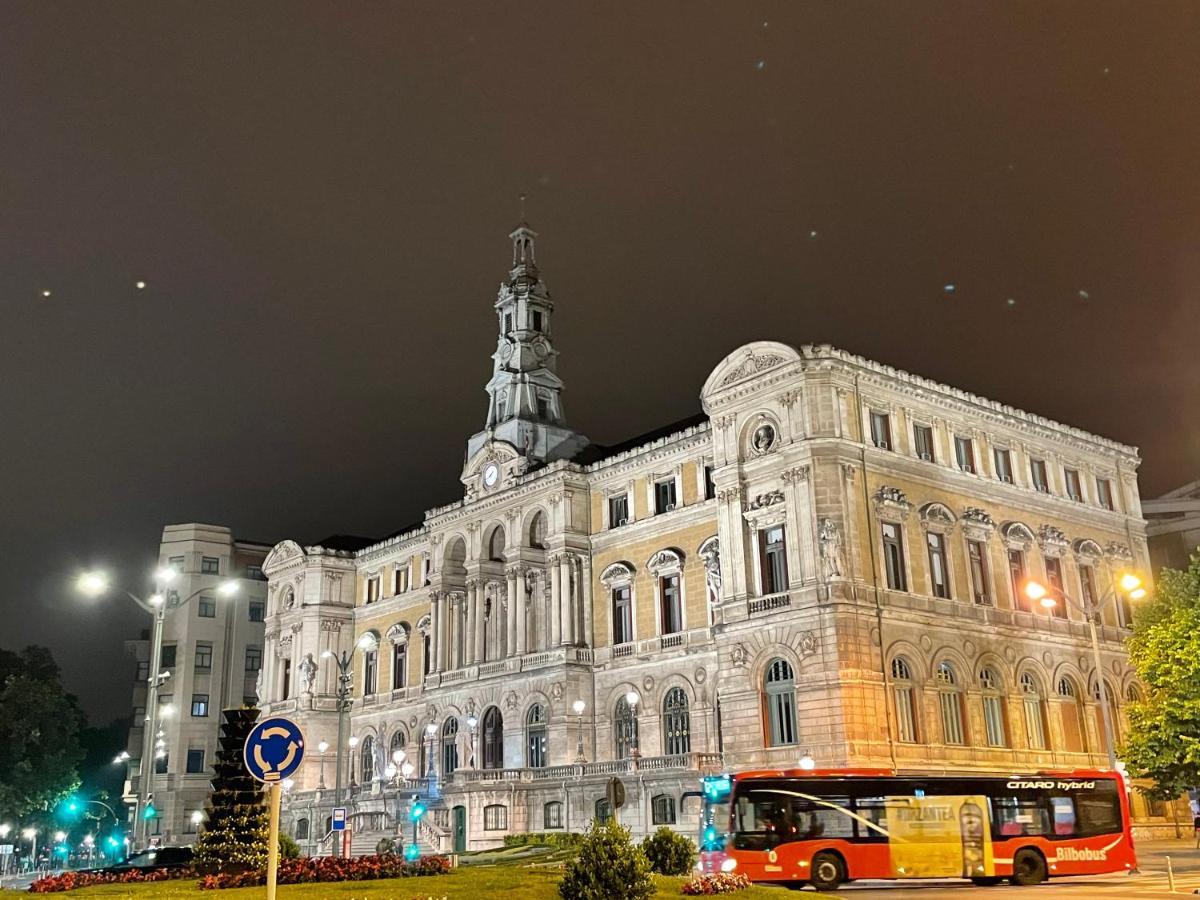 Uribarri Home Bilbao Bagian luar foto